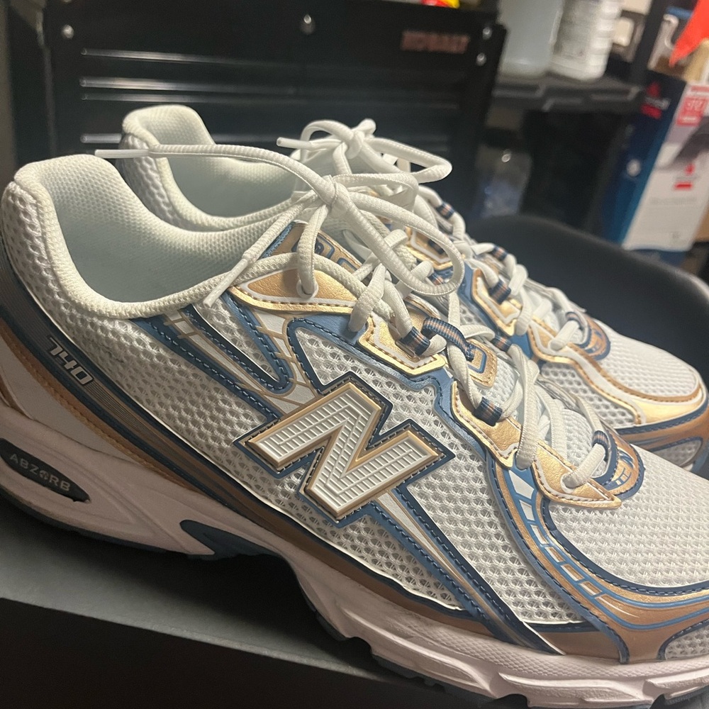 New Balance White and Light Blue Running Shoes
